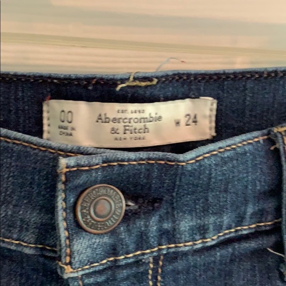 Abercrombie jean shorts - Picture 2 of 3
